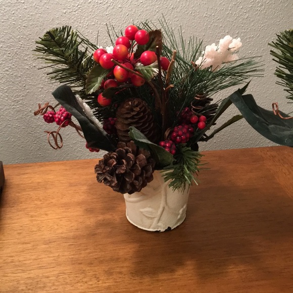 Holiday Christmas Faux Berries Pine Arrangement Potted Faux Artificial - Picture 4 of 7